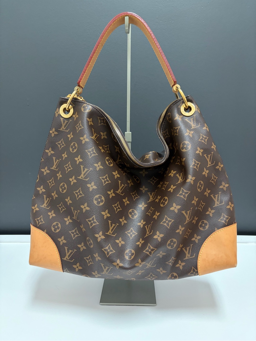 Louis Vuitton Berri PM Hobo Bag Authentic
